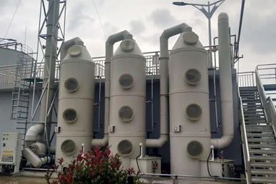 酸碱废气处理设备应用喷淋塔的优势是什么？